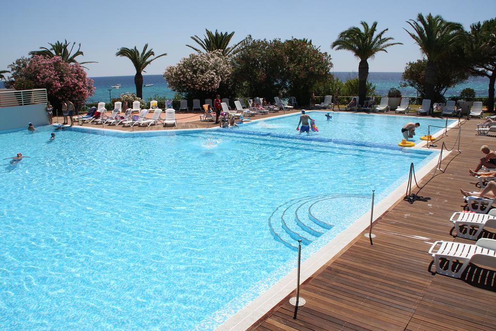 Th Costa Rei - Free Beach Resort ภายนอก รูปภาพ