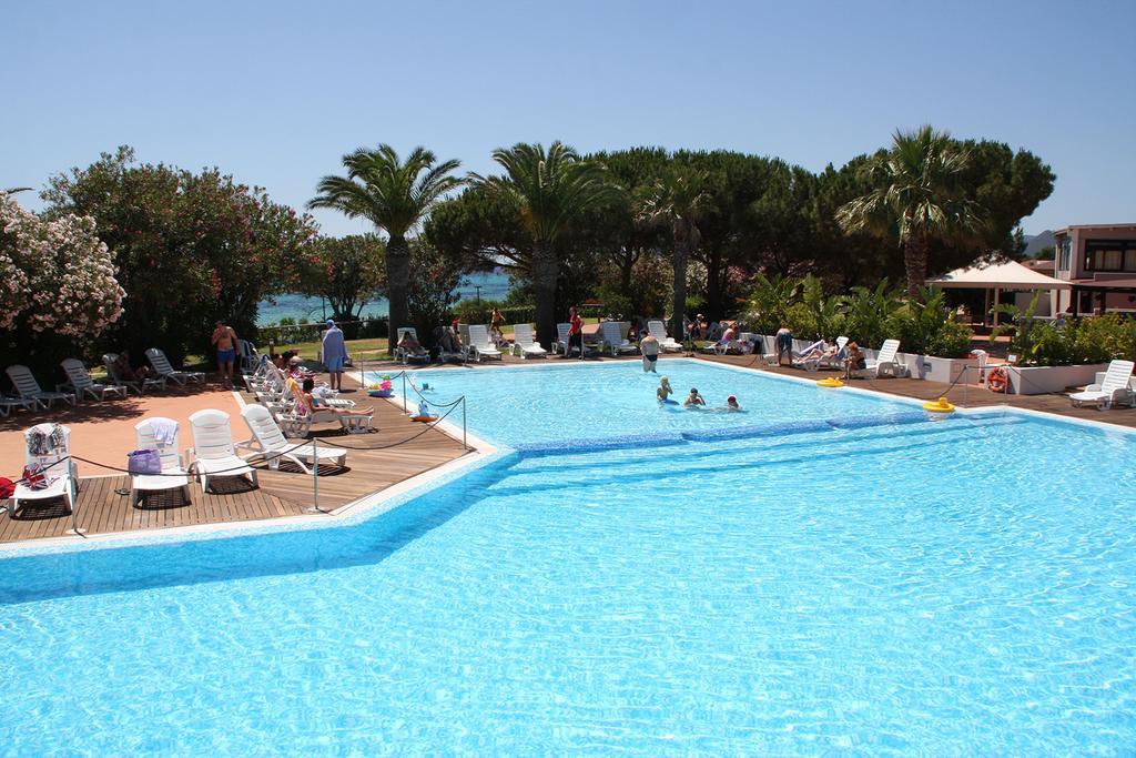 Th Costa Rei - Free Beach Resort ภายนอก รูปภาพ