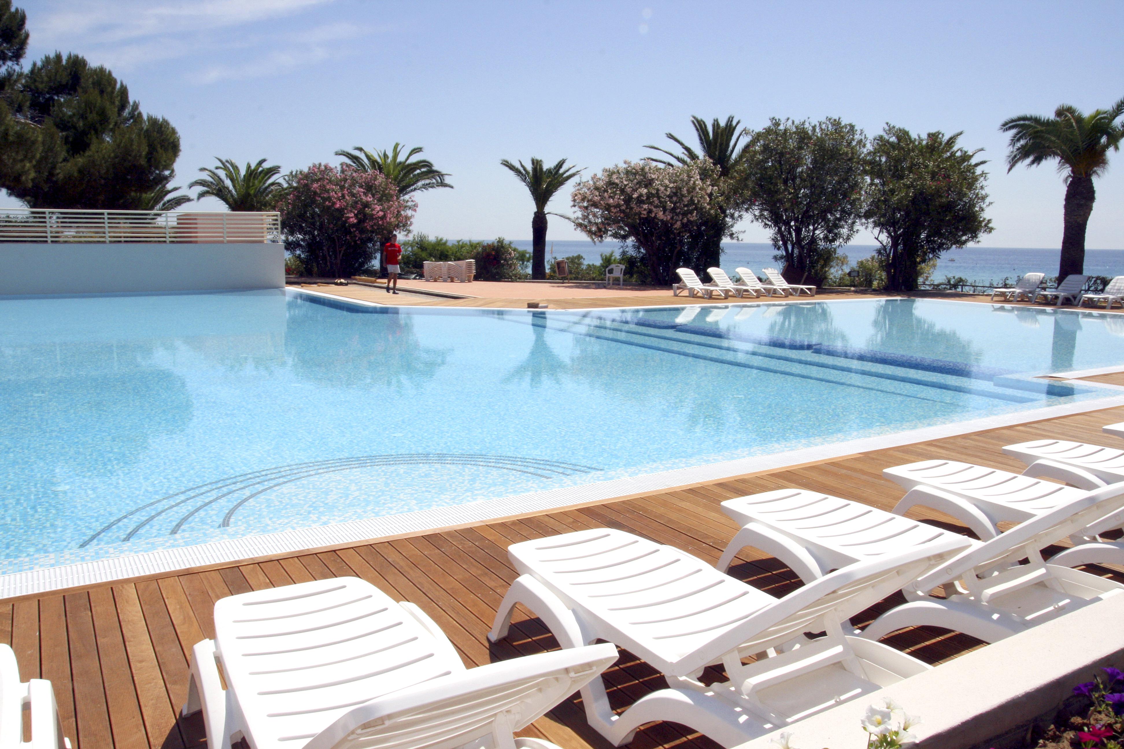 Th Costa Rei - Free Beach Resort ภายนอก รูปภาพ